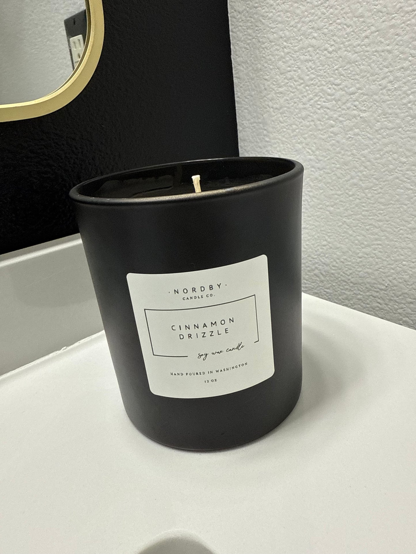 CANDLE- CINNAMON DRIZZLE